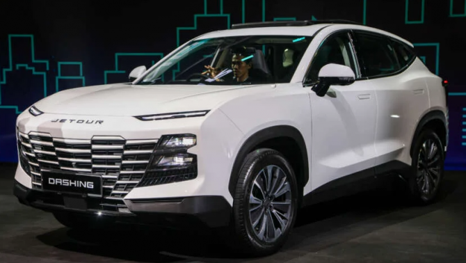 SUV hạng C ‘nội công thâm hậu’, đẹp như Porsche, giá rẻ hơn Toyota Corolla Cross, ngáng đường CX-5 