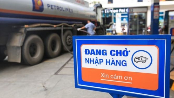 Giá xăng dầu hôm nay 11/4: Giảm 'kịch kim', lý giải nguyên nhân giá xăng dầu trong nước bị 'đe dọa'
