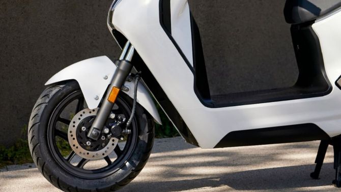 Honda chính thức ra mắt ‘xe ga quốc dân’ mới giá 38 triệu đồng: Thiết kế lấn át cả Vision và SH Mode