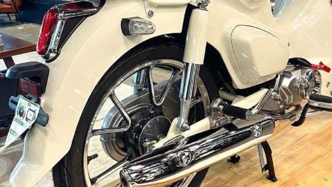 ‘Huyền thoại xe số’ 125cc nhập Thái của Honda về Việt Nam: Đẹp lấn át Wave Alpha và Future, giá mềm