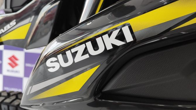 Suzuki chính thức mở bán ‘vua côn tay’ 150cc mới giá 65 triệu đồng: Hạ bệ Honda Winner X và Exciter