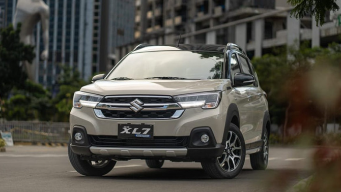 Toyota Innova Cross ‘nếm trái đắng’ khi tuột mất ngôi ông vua hybrid vào tay Suzuki XL7 