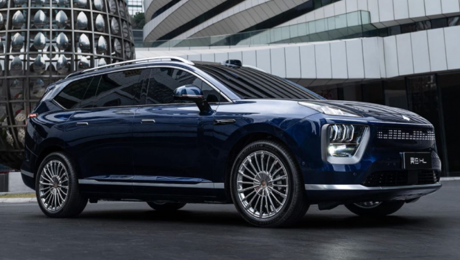 Tân binh SUV điện mới ra mắt, vẻ ngoài ‘xịn’, cấu hình nhỉnh hơn BMW iX nhưng giá chỉ bằng một nửa