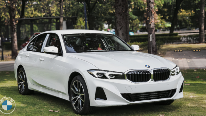 BMW 3 Series 2025 về Việt Nam: Giá ‘mềm’, vô lăng như Peugeot, trang bị ‘chơi đẹp’ Mercedes C-Class