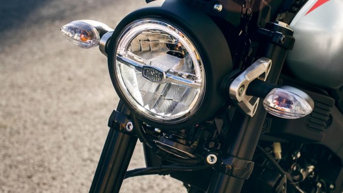 Yamaha chính thức ra mắt 'vua côn tay' 125cc mới xịn hơn Exciter, đẹp át vía Honda Winner X, giá mềm