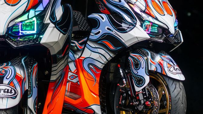 Yamaha NVX 155 V3 2025 vừa ra mắt đã có bản độ ‘điên rồ’ nhất từ ​​trước đến nay, chất như Yamaha R1