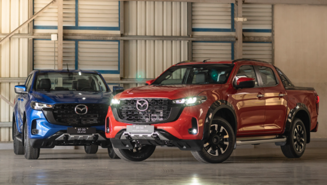 Bán tải Mazda BT-50 2025 ra mắt, giá chỉ từ 718 triệu đồng: Ford Ranger, Toyota Hilux phải dè chừng