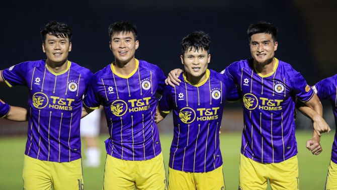Hà Nội FC nhận cú hích lớn trước 'đại chiến' Nam Định, chạm một tay vào chức vô địch V.League?