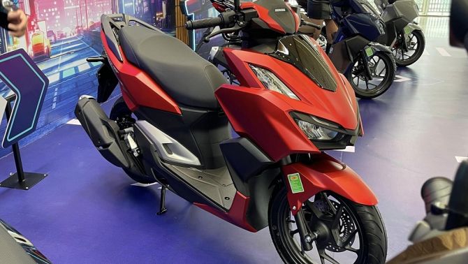 Bảng giá xe Honda Vario 160 tháng cuối 4/2025 rẻ như 'bèo', áp đảo cả Air Blade nhờ thiết kế cực xịn