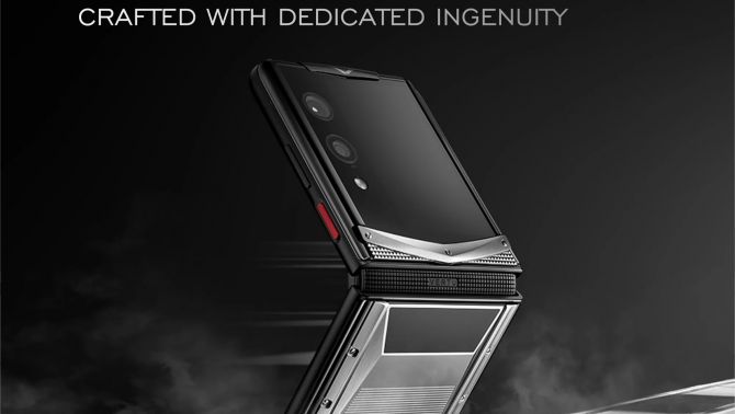 Điện thoại Vertu trở lại đầy uy quyền với màn hình gập, Samsung hay Xiaomi phải sởn tóc gáy