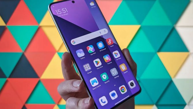 Đây là vua màn cong của Xiaomi, lật đổ vua tầm trung Galaxy A56, camera 200MP như Galaxy S25 Ultra