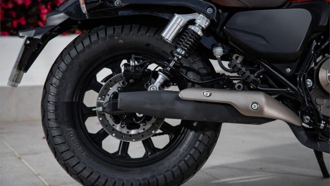 ‘Vua côn tay’ 160cc mới giá 52 triệu đồng chính thức ra mắt: Kèo căng cho Honda Winner X và Exciter