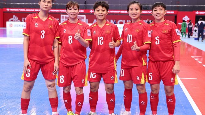 Vỡ mộng dự World Cup, Quả bóng vàng Việt Nam gây ngỡ ngàng trước Bán kết châu Á