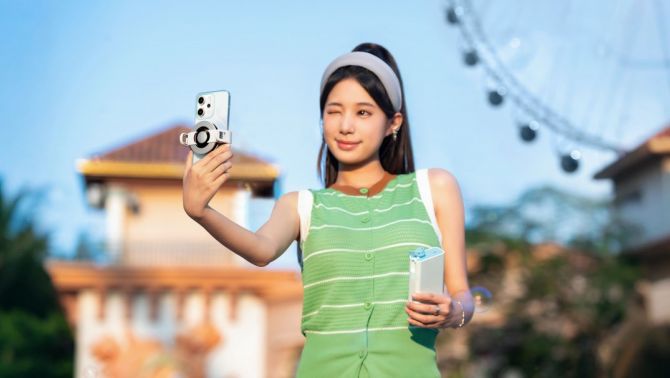 Bộ đôi OPPO Reno14 và Reno14 Pro ra mắt: Smartphone tầm trung chuyên dùng livestream, nhiếp ảnh xịn như Galaxy S25