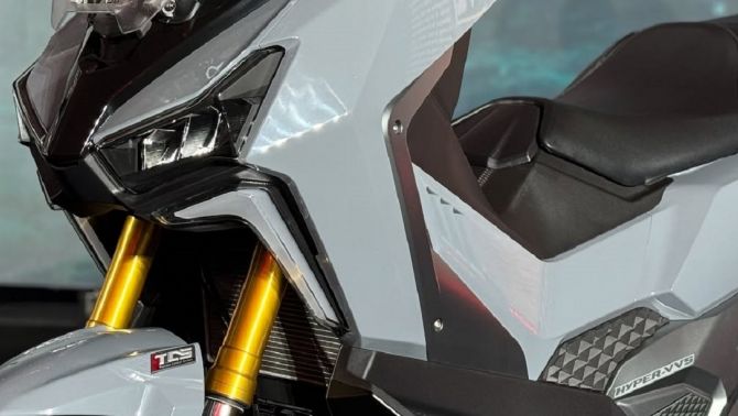 Đại chiến Honda SH, ‘vua xe ga' mới chất hơn Air Blade ra mắt, có phanh ABS 2 kênh, màn TFT, giá mềm