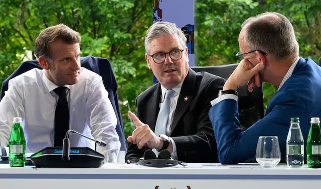 Các nhà lãnh đạo phương Tây họp với ông Trump ‘chốt’ phương án gia tăng sức ép đe dọa ông Putin ngừng bắn 