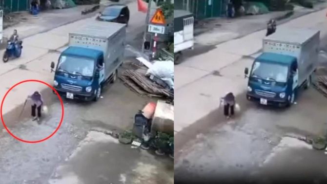 Video: Cụ bà đang đi bộ bình thản, bất ngờ bị 'hất tung' bởi xe tải xe phía sau, hiện trường ám ảnh