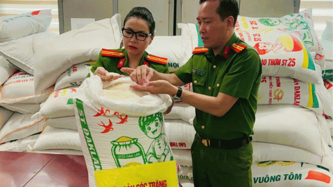 Nóng: Hơn 17 tấn gạo ST25 giả bán ra thị trường giá cao, hé lộ lời khai của các chủ cửa hàng