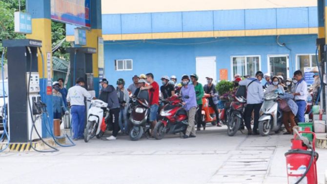 Giá xăng dầu sáng hôm nay 29/5: Trong nước sẽ giảm từ chiều nay, thấp nhất chỉ hơn 16.000 đồng/lít?