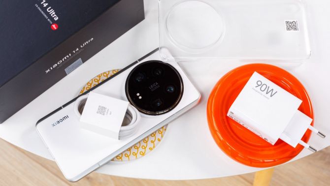 Giá đập hộp Xiaomi 14 Ultra vẫn giảm khủng chuyên gia nhiếp ảnh vạn người mê ăn đứt Galaxy S25 Ultra