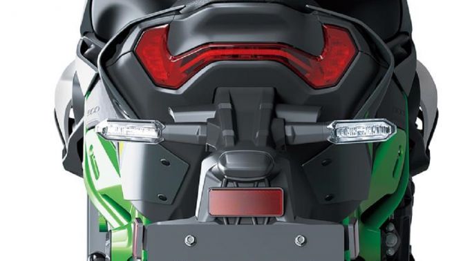 ‘Vua côn tay’ mới của Nhật chính thức ra mắt: Trang bị đè bẹp Honda Winner X và Exciter, giá hấp dẫn