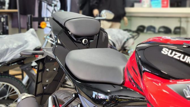 Suzuki chính thức mở bán ‘vua côn tay’ 150cc mới giá 69 triệu đồng: Đả bại Honda Winner X và Exciter