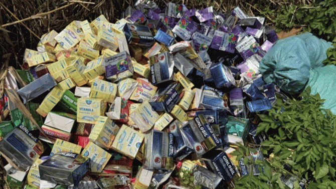 Lời khai của người đổ hàng chục nghìn thực phẩm chức năng ‘có tem chống giả’ ở TPHCM