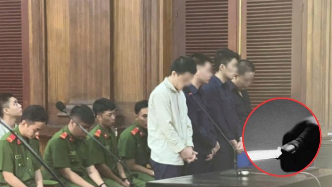 TP.HCM: Mâu thuẫn chuyện nẹt pô, nhóm thanh niên vác dao truy sát trong đêm