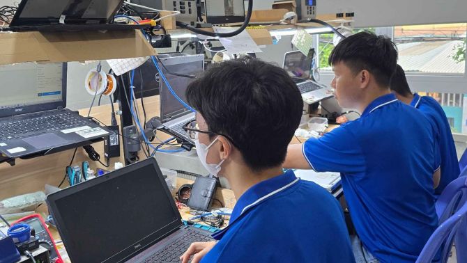 Màn hình laptop chính hãng chất lượng cao thay miễn phí tại Laptop Viễn Chinh