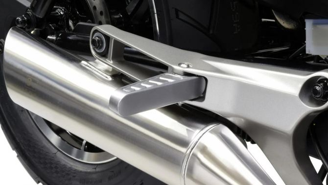 ‘Huyền thoại bóng đêm’ 125cc của Hàn Quốc chính thức ra mắt: Khắc chế cứng Honda Winner X và Exciter