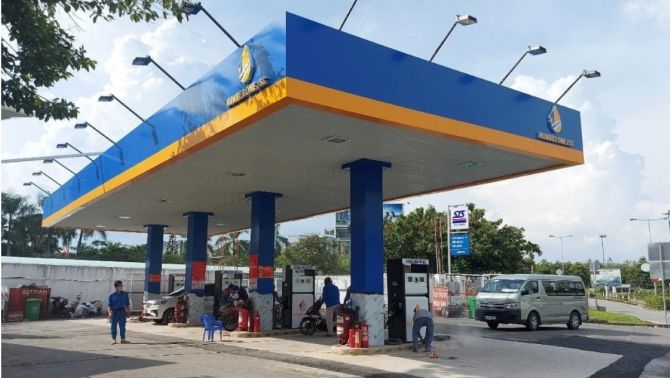 Giá xăng dầu hôm nay 19/6: Tăng chóng mặt, giá cả trong nước nhảy lên hơn 21.000 đồng/lít