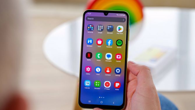 Vua 5G giá rẻ Galaxy A25 chốt giá 4,8 triệu, màn hình xịn hơn iPhone 16, nhiếp ảnh cao cấp kém gì Galaxy S25