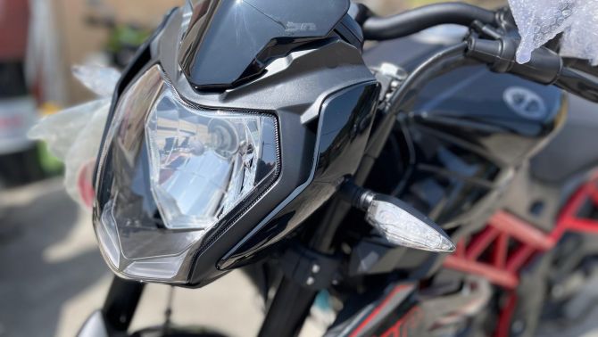 ‘Vua côn tay’ 125cc mới của Ý chính thức ra mắt giá 69 triệu đồng: Đả bại Honda Winner X và Exciter