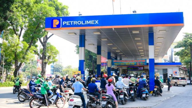 Giá xăng dầu hôm nay 27/6: Tăng đột ngột do nhu cầu đi lại vào mùa hè cao vọt!