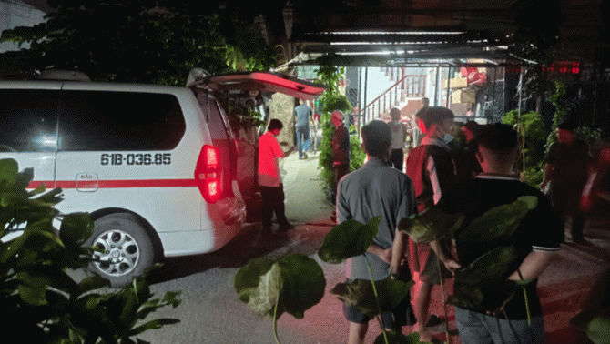 Nam thanh niên sốc khi phát hiện bạn cùng phòng tử vong bất thường dưới nền nhà sau 2 ngày sống cùng