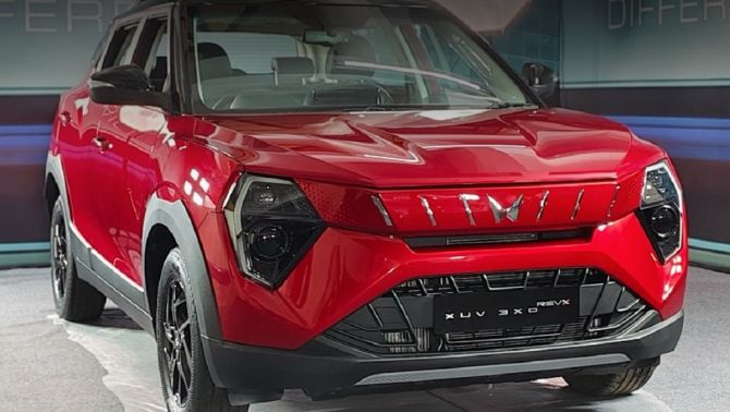 Mẫu SUV cỡ B rẻ nhất thị trường ra mắt giá 240 triệu đồng: Khắc chế Kia Morning và Hyundai Grand i10