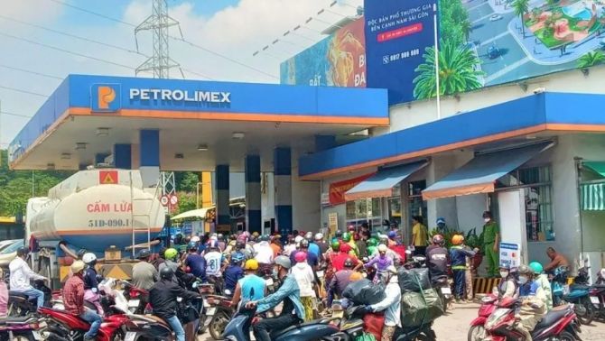 Giá xăng dầu hôm nay 11/7: Tăng như được mùa, giá cả bị gây sức ép bởi một yếu tố