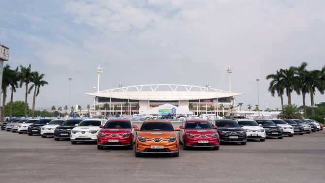 Chính sách thu xăng đổi điện của VinFast được chuyên gia đánh giá là ‘món hời’ lớn cho người dùng