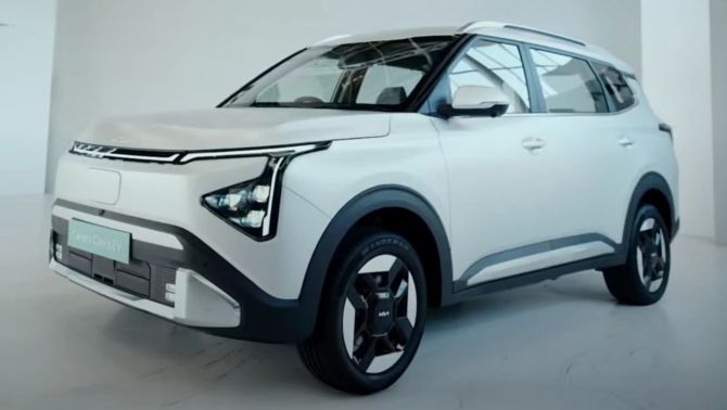 Kia ra mắt mẫu MPV 7 chỗ đẹp long lanh giá 475 triệu đồng: Đè bẹp Mitsubishi Xpander và Veloz Cross