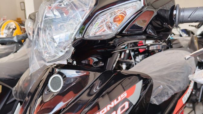 ‘Vua xe số’ 110cc mới chính thức về đại lý giá 22 triệu đồng: Tuyên chiến Honda Future và Wave Alpha