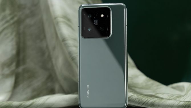 Xiaomi 14 hạ sập sàn tháng 7, rẻ hơn iPhone 14, trang bị vẫn đủ để khiến Galaxy S25, iPhone 16 lo sợ