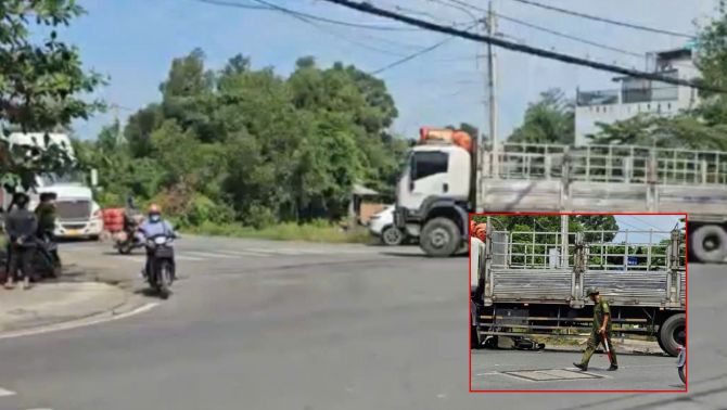Hé lộ ảnh hiện trường vụ tai nạn giữa xe tải và xe đạp điện tai nạn tại TP HCM, một phụ nữ tử vong tại giao lộ