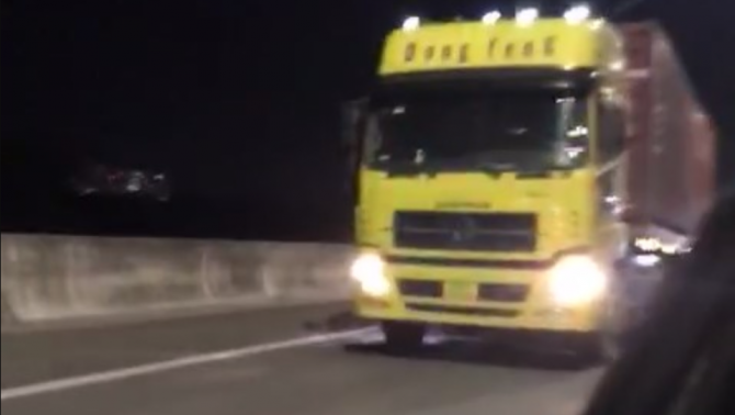 Quá trình truy đuổi tài xế xe đầu kéo dương tính ma túy vào nửa đêm, mức phạt và cái kết cho tài xế