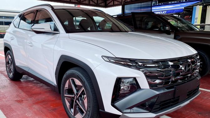 Hyundai Tucson phiên bản 2025 chính thức ra mắt giá 770 triệu đồng: Đả bại Mazda CX-5 và Honda CR-V