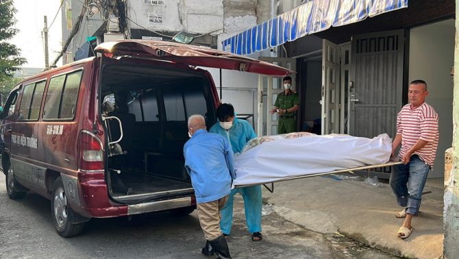 Mẹ bàng hoàng phát hiện con trai tử vong trong tư thế treo cổ, hình ảnh cuối cùng gây ám ảnh