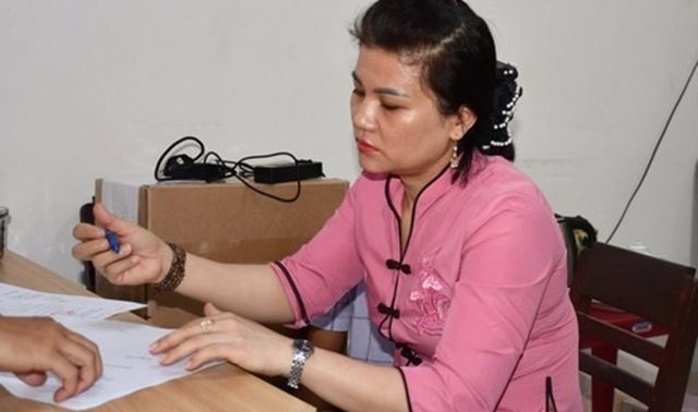 Lời nói dối trắng trợn của bảo mẫu sau khi ra tay ném bé trai 1 tuổi 2 lần dẫn đến tử vong