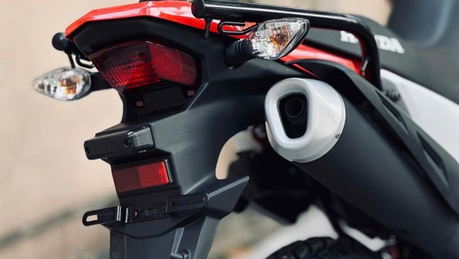 ‘Vua côn tay’ 185cc mới của Honda chính thức về Việt Nam: Khắc chế cứng Yamaha Exciter, giá hấp dẫn