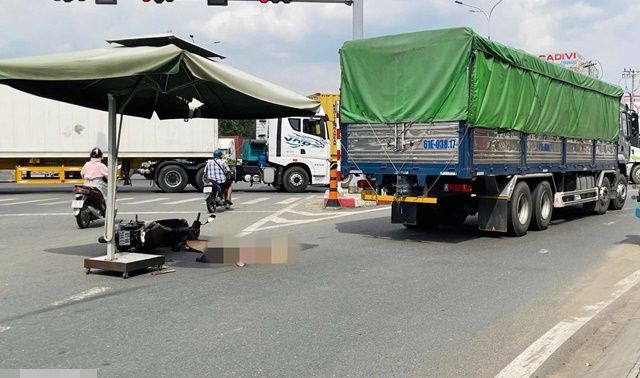 Xót xa người phụ nữ bị xe tải cán tử vong ở TP.HCM khi đi thăm con trai ở trại giam 