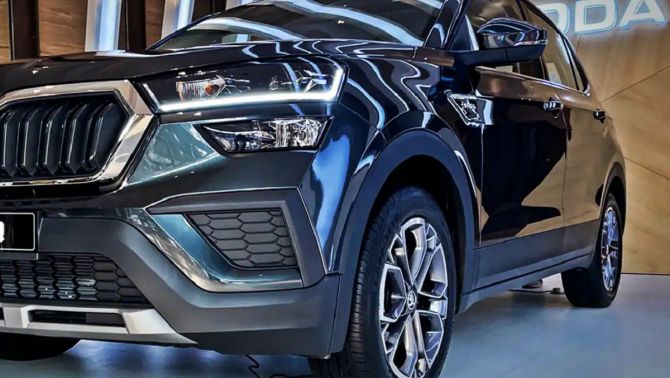 ‘Huyền thoại bóng đêm’ cỡ B chính thức ra mắt giá 425 triệu đồng: ‘Làm gỏi’ Kia Seltos và Honda HR-V