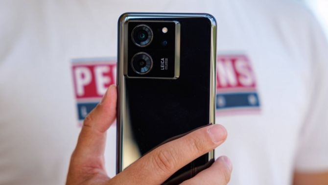 Ngựa chứng tầm trung Xiaomi 13T giá rẻ như cỏ tháng 8, trang bị đến iPhone 16 cũng thua lép vế